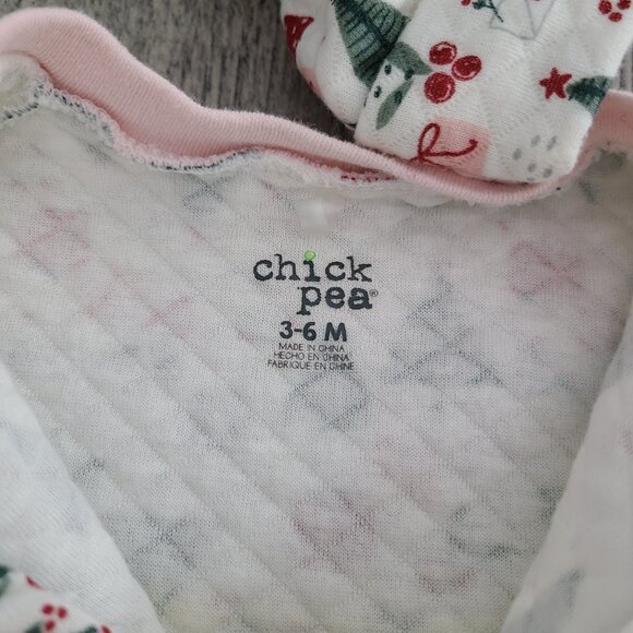 Chick Pea Baby Holiday Footed Sleeper w/hat Christmas Trees/Presents Print 3-6M - Picture 7 of 8